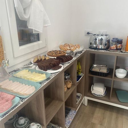 Maryam23 Bed & Breakfast Syracuse Bagian luar foto